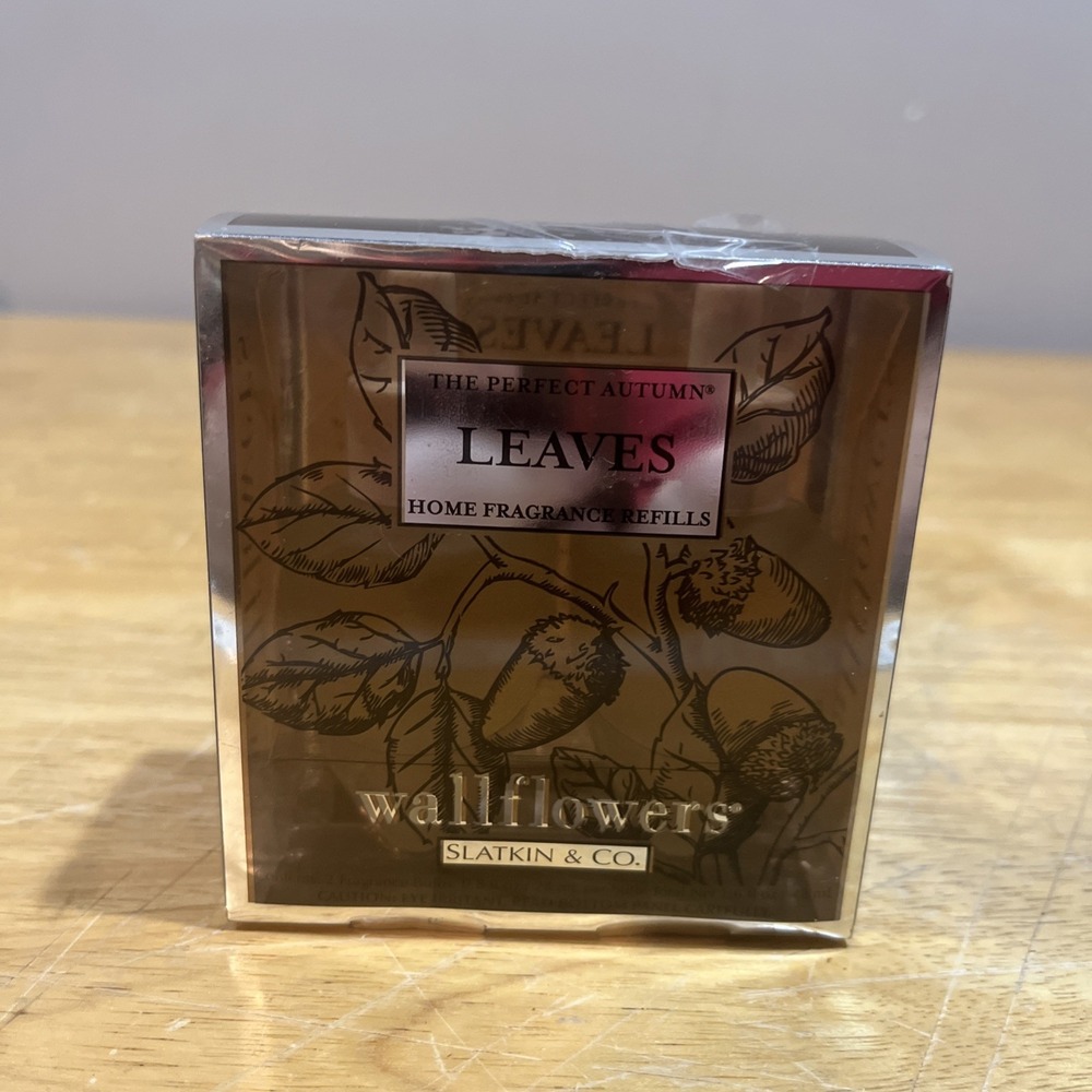 Bath Body Works Slatkin LEAVES Wallflower Refill‎ Bulbs, NEW 1 Box